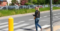 Nowe przepisy weszły w życie. Nie znaczą, że piesi mogą wchodzić pod auta!