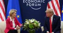 UE będzie negocjować z Trumpem w sprawie ceł. "Wszystkie opcje na stole"