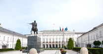 Ile zarabia prezydent? Głowa państwa dostaje nie tylko wypłatę