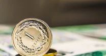 Kursy walut po konferencji prezesa NBP. Ile kosztują euro, dolar i frank w piątek 14 marca?