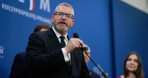 Najnowszy sondaż partyjny. Zmiana na czele i prawie 6 proc. na partię Brauna