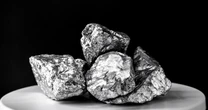 Wyścig metali szlachetnych. Nie zapominajmy o platynie i palladzie, bo bywają droższe niż złoto