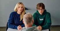 "Na Wspólnej". Odcinek 4214. Chce pomóc ojcu. Pogrąży rodzinę?