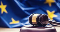 UE wprowadza sankcje na rosyjską ropę. "Zainteresowani nadal będą ją kupować"