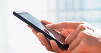 Klienci Santandera namierzani. Dostają takie niepokojące SMS-y