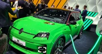 Nowe Renault 5 obniży rachunki za prąd. Genialny krok Francuzów