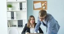 Pracodawca może nałożyć kary finansowe. Nie zrobi tego jednak bez ograniczeń