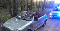 Policjanci zatrzymali Seicento przerobione na kabriolet