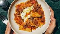 Molly Baz shares 2 recipes for broken noodle Bolognese and triple threat garlic breadThe bestselling cookbook author is back with a second title.10/10/2023 07:46:00 EDT