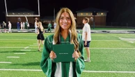 17-year-old graduates high school after beating cancerAubrey Barnett was diagnosed with a rare cancer during her senior year.20 minutes ago
