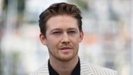 Joe Alwyn addresses split from Taylor Swift: 'A hard thing to navigate'Alwyn discussed the public reaction to his private split from the singer.6/16/2024 05:43:00 EDT