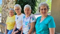High school friends live together in their 80s