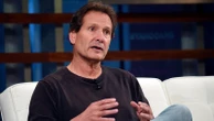Verizon names board member and former PayPal CEO Schulman to its top post