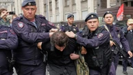 Russian lawmakers pass a bill punishing online searches for information deemed to be 'extremist'