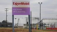 Q2 profits at Exxon Mobil and Chevron dip to lowest level in 4 years on subdued energy prices