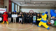 High school football team that beat the odds gets deserving surprisesThe Cardinal Hayes High School football team is a "GMA" ray of sunshine!2/16/2024 10:43:00 EST