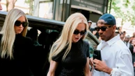 Nicole Kidman and daughter Sunday Rose don matching looks at Paris Fashion WeekThe mother-daughter duo were seen wearing black dresses in Paris.6/26/2024 01:54:32 EDT