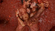 The Associated PressWhat to know about Spain’s ‘Tomatina’ festival, the tomato street fight turning 80Thousands of people are set to paint a Spanish town red with tomato pulp during the famous "Tomatina" festival23 minutes ago