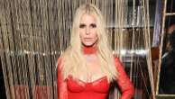 Jessica Simpson marks 7 years sober from alcohol: 'Walked myself into the light'The fashion designer and singer shared the milestone in an Instagram post.11/4/2024 11:21:25 EST