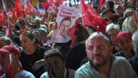 Istanbul's opposition mayor cheered as he enters prison courtroom for diploma case