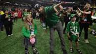 Bradley Cooper reflects on full circle moment watching Eagles win with daughter LeaCooper led the introduction of the Philadelphia Eagles in New Orleans.13 minutes ago