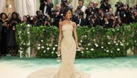 Jamie McCarthy/Getty ImagesTyla wears sand dress at 2024 Met Gala, gets lifted up stairs: See all the photosThe singer swapped water for sand at her first Met Gala. 5/6/2024 07:22:00 EDT