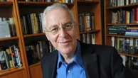 Musical 'Hamilton' and historian Ron Chernow to receive Liberty Medal awards