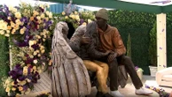 New Kobe, Gianna Bryant statue celebrates the NBA legend's pride as a 'girl dad'The new statue is the second of three that will honor the late NBA great. 8/2/2024 08:15:28 EDT