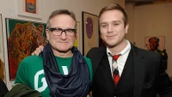 Robin Williams' son honors comedian 10 years after his death: 'Love you forever'Williams died by suicide on Aug. 11, 2014 at age 63.8/11/2024 04:51:14 EDT