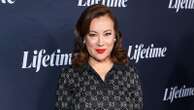 Jennifer Tilly shares how her ex-husband became her 'best friend'The "Real Housewives" star said they were "very close" after their divorce.6 minutes ago