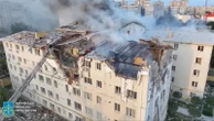 Russian drone strike on Ukraine apartments kills several before Trump-Zelenskyy meet