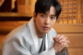 10 Potret Jung Yong Hwa yang Genap Berusia 32 Tahun, Makin Meresahkan