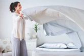 5 Manfaat Kesehatan dari Merapikan Tempat Tidur Setelah Bangun