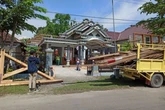 Proses Cerai, Suami di Ponorogo Ini Bongkar Rumah Mewahnya