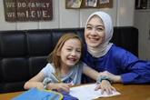 Bak Kakak Adik, 10 Potret Kompak Dian Ayu Lestari dan Putrinya