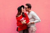5 Langkah Sederhana tapi Bisa Bikin Pasangan Super Bahagia, Cobain!