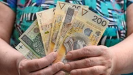 Około 1000 zł dodatku do emerytury. Szczegóły świadczenia Mama 4 plus