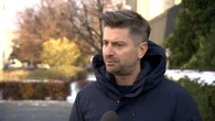 "Będę żył; nie wyciągam nogi z drzwi". Krzysztof Śmiszek zabrał głos ws. choroby