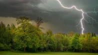 To nie koniec gwałtownych burz. Prognoza pogody na wtorek