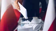Druga tura wyborów prezydenckich coraz bliżej. Kiedy i jak głosować?