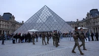 Les salariés du Louvre votent la reconduction de la grève, ouverture partielle du musée