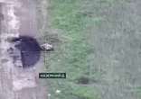Росія застосовує нову тактику штурмів із мотоциклетними колонами та наземними дронами