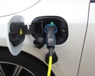 Автопарк України поповнили понад 2,7 тис. гібридних авто