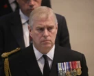Принца Ендрю лишили всіх королівcьких привілеїв і наказали покинути палац