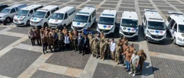 Порошенко з Ukraine focus передали бригадам ТрО і "Госпітальєрам" партію "швидких"