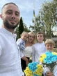 Вино, сир та джакузі: Тарас Тополя поділився, як зберігає романтику в стосунках з дружиною