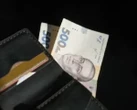 Пенсійна прірва: кожен другий пенсіонер отримує менше 5 тис. грн