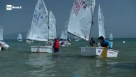 Cento giovani velisti nelle acque di Formia: è il campionato zonale degli Optimist
