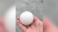 Dopo il caldo record ecco la grandine: chicchi grandi come palline da ping pong