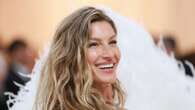 Buon compleanno a Gisele Bündchen, la supermodella compie 44 anni